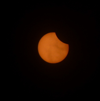 Solar eclipse 2a