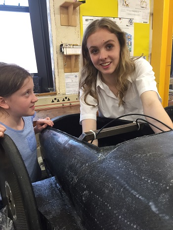 Ella and Charlotte putting foam in Basil 350 pixels