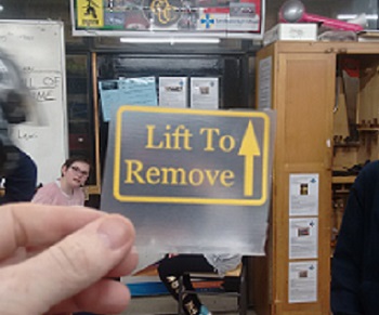 Lift to remove