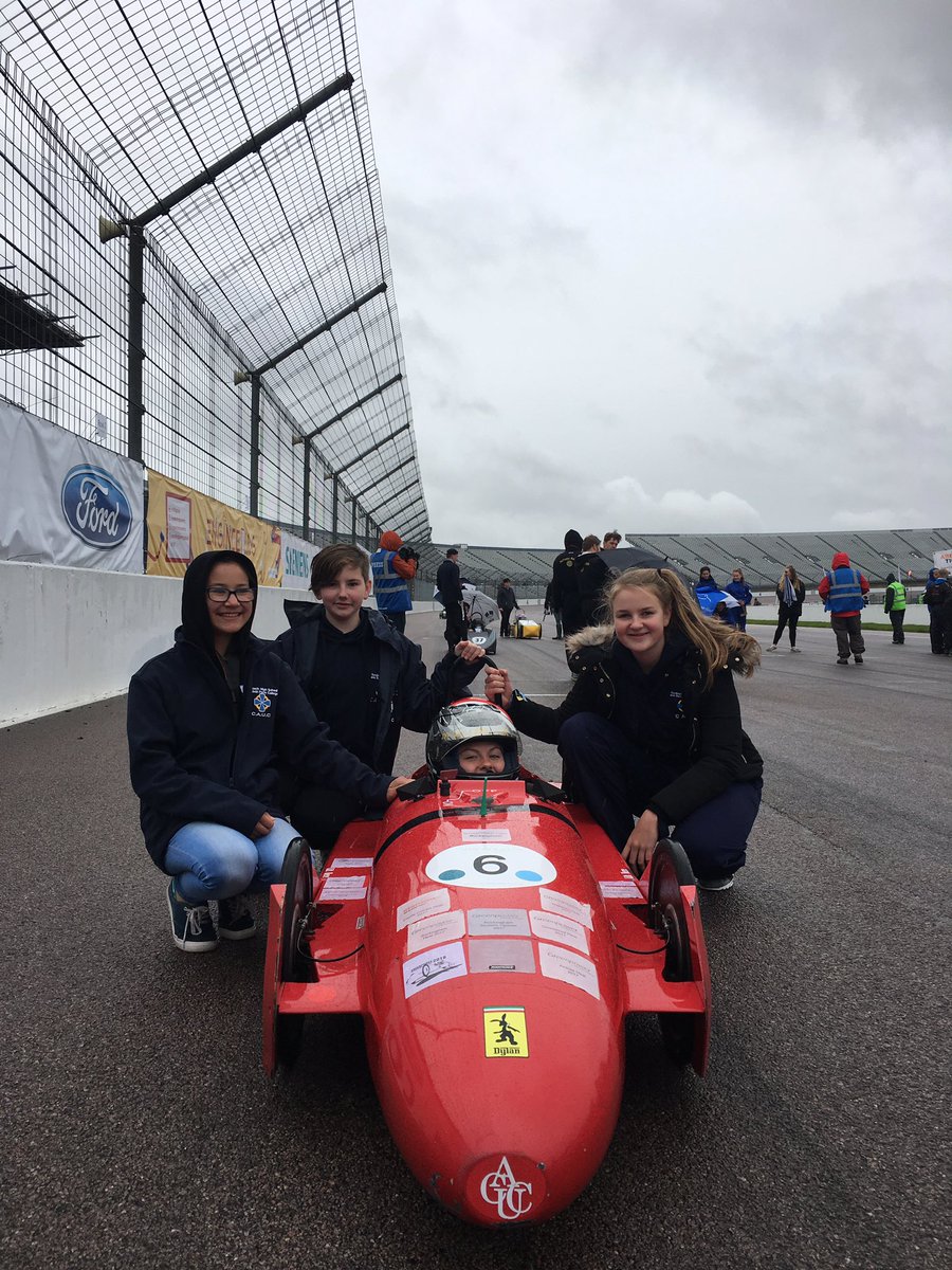 Race 2 Dylan on grid